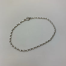 Load image into Gallery viewer, Sterling Diamond Cut Twist Chain Bracelet (7.25&quot;)

