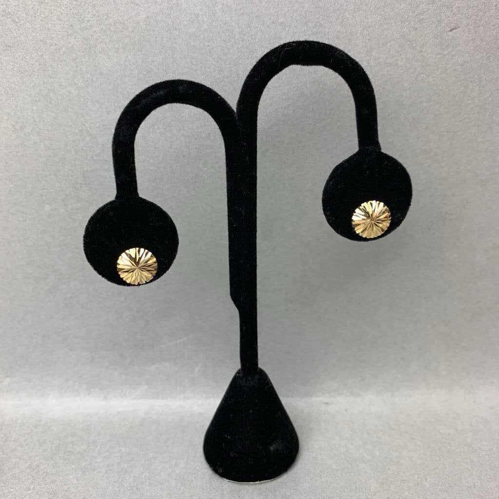 14K Gold Diamond Cut Domed Stud Earrings (0.5g)