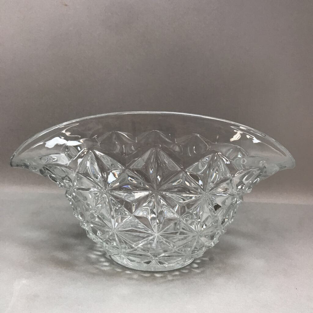 Vintage Glass Diamond Star Serving Bowl (6x11)