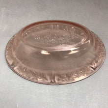 Load image into Gallery viewer, Pink Depression Glass Oval Bowl (2x9x7)

