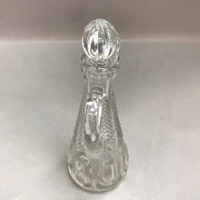 Load image into Gallery viewer, Vintage Oil Cruet Heisey Old Sandwich (8in)
