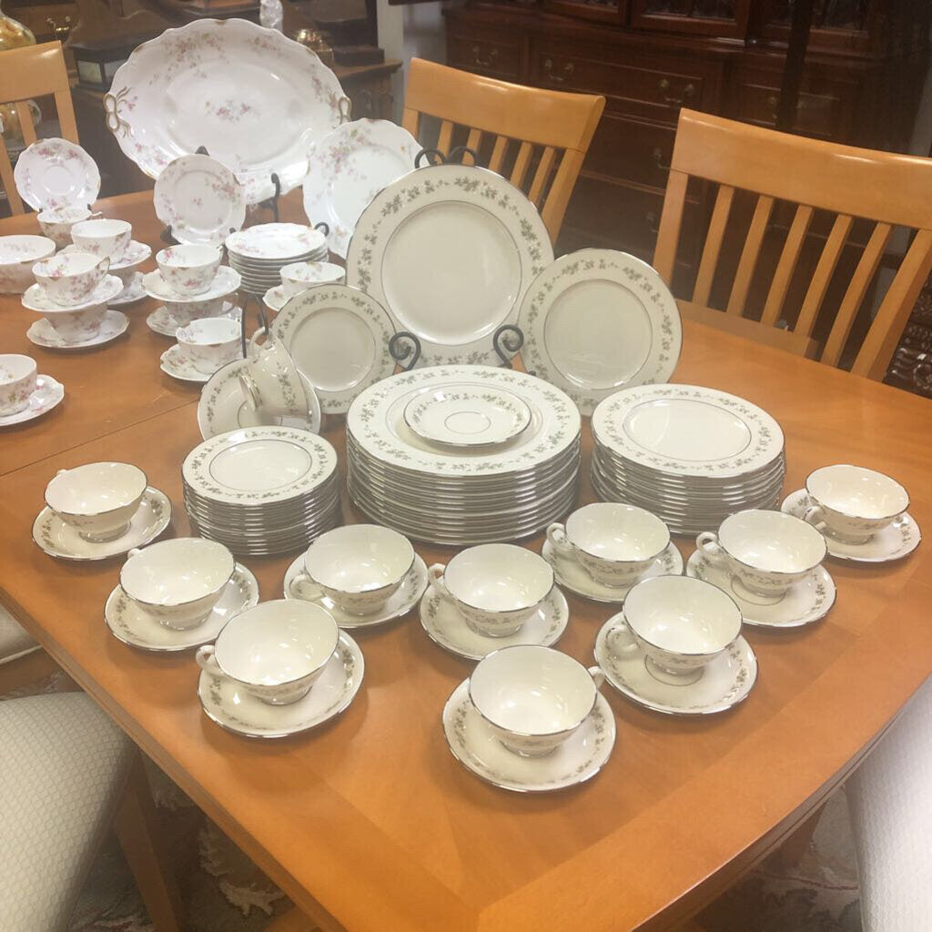 Lenox Brookdale China 47 Piece Set