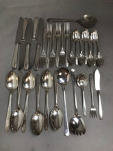Load image into Gallery viewer, Community Plate 30 Piece Flatware Set
