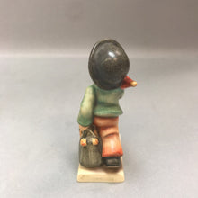Load image into Gallery viewer, Goebel Hummel Merry Wanderer Figurine (4in)
