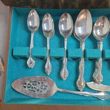 Load image into Gallery viewer, Oneida &#39;Affection&#39; Silverplate Flatware Set w/ Chest (5x16x11)
