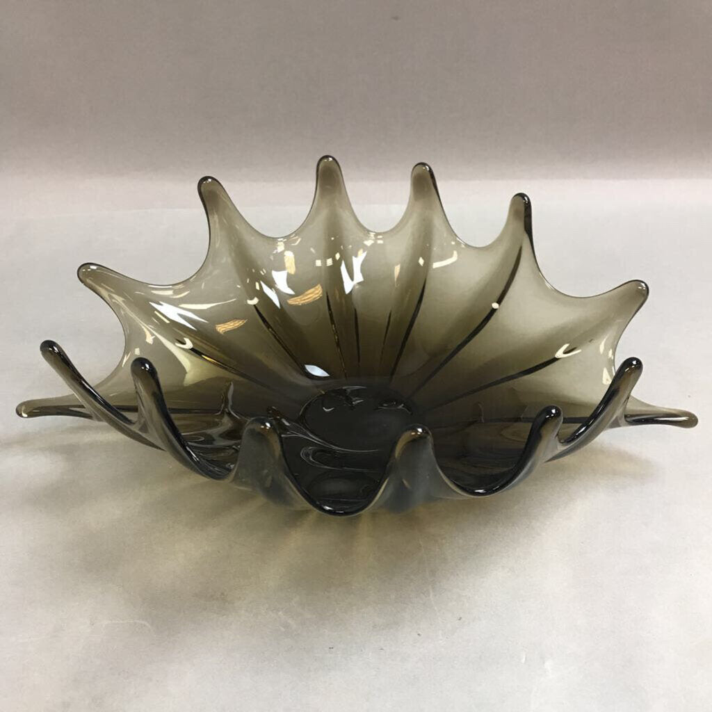 Vintage Italian White Cristal Glass Murano Bowl (11.5inx8in)