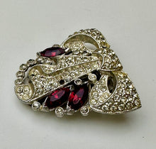 Load image into Gallery viewer, Vintage Art Deco Clear &amp; Red Rhinestone Bow Scarf Clip (1.25&quot;)
