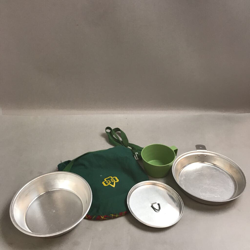 Vintage Official Girl Scout #15-302 Aluminum Mess Kit (As Is)