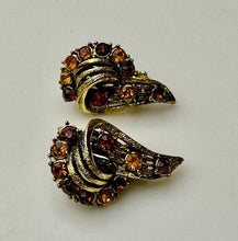 Load image into Gallery viewer, Vintage Bronze Yellow &amp; Orange Rhinestone Brooch Pin &amp; Clip Earrings Set
