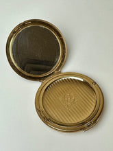 Load image into Gallery viewer, Vintage Stratton UK Eastern Star Masonic Powder Sifter Compact (3&quot;)
