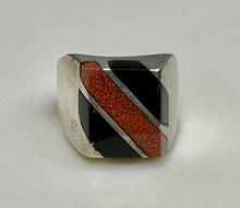 Load image into Gallery viewer, Vintage Sterling Onyx Sunstone Ring Signed sz 10
