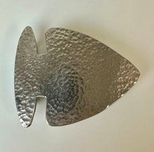 Load image into Gallery viewer, Vintage Silver Metal Hammered Arrowhead Belt Buckle (2.5x3.25&quot;)
