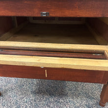 Load image into Gallery viewer, Antique Gem Incubator / Brooder (23x26x29)
