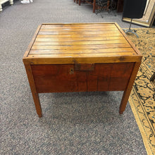 Load image into Gallery viewer, Antique Gem Incubator / Brooder (23x26x29)
