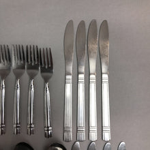 Load image into Gallery viewer, Stainless Steel Flatware Set (45pc)
