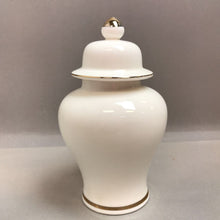Load image into Gallery viewer, Vintage Japanese Ginger Jar JAY Fine China (8in)
