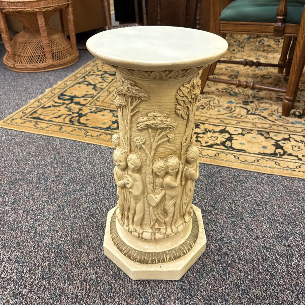 Plaster Pedestal / Column 22