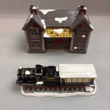 Load image into Gallery viewer, Dept 56 Snow Village Depot With Train/Track (7x10x5) 4 Pcs
