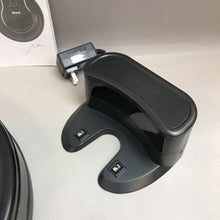 Load image into Gallery viewer, Shark RV750 Robot Vacuum (~3.5x12x12)
