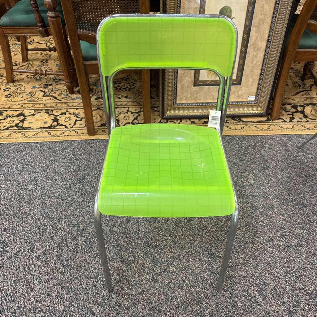 Green / Metal Frame Chair (31x16x19)