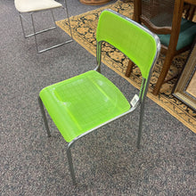 Load image into Gallery viewer, Green / Metal Frame Chair (31x16x19)
