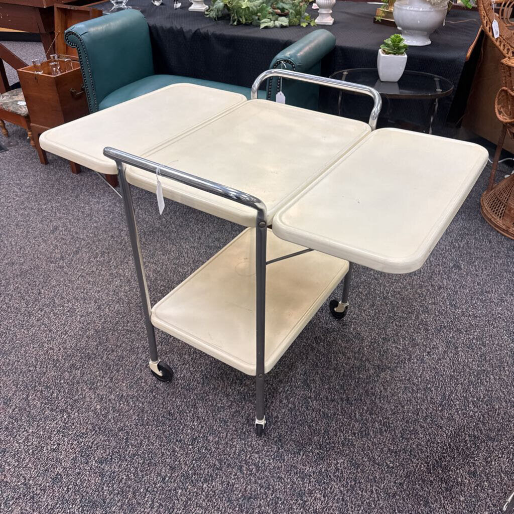 Metal Kitchen Cart (32x28x19/30)