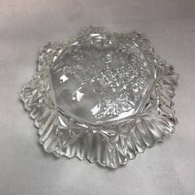Load image into Gallery viewer, Vintage Federal Glass Ruffled Edged Pioneer Pattern/Intaglio Fruit Design Dish (7")
