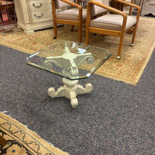 Load image into Gallery viewer, Glass Top End Table (16x22x22)
