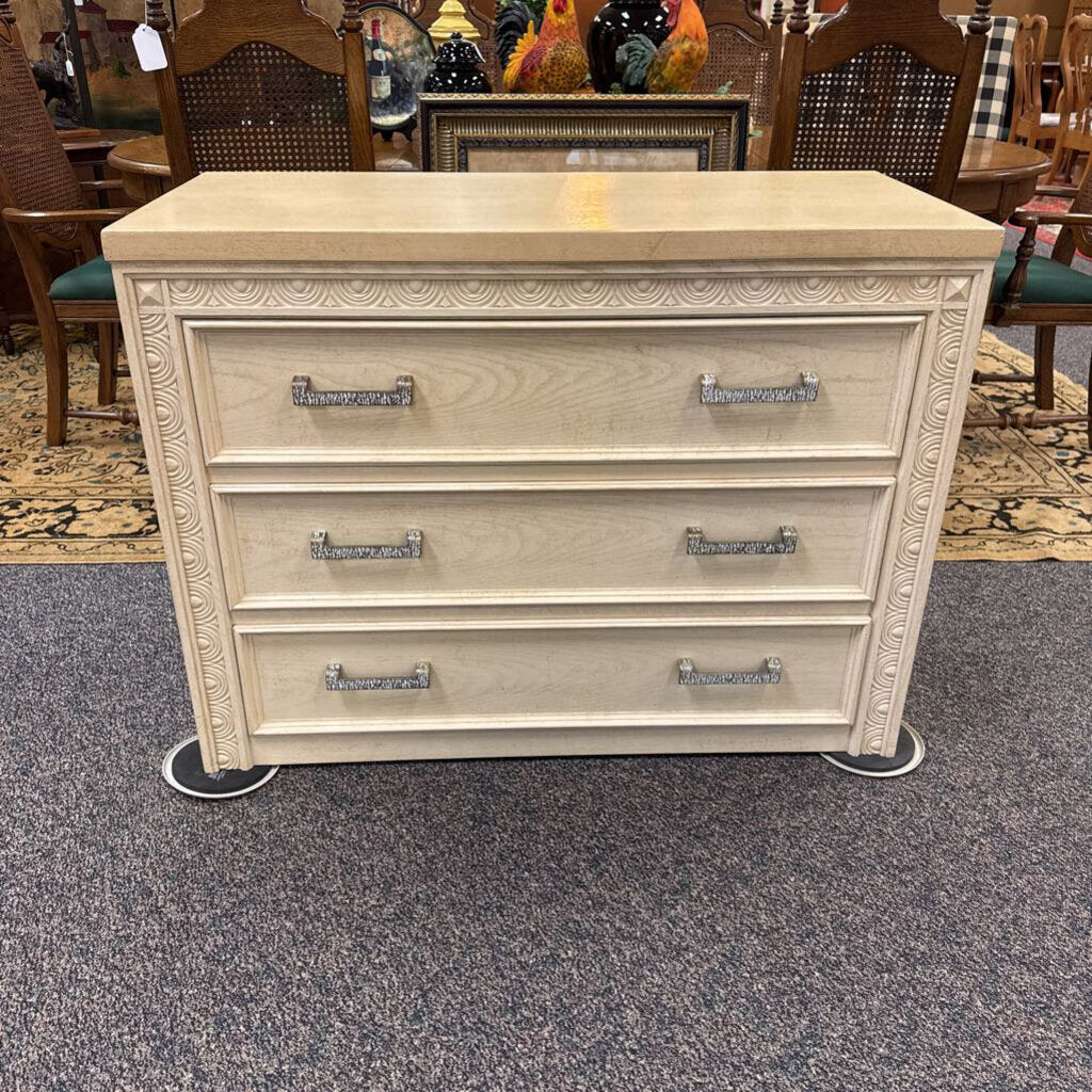 Drexel Dresser (32x43x20)
