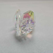 Load image into Gallery viewer, Crystal Clam w/ Pearl Figurine (~2&quot;)
