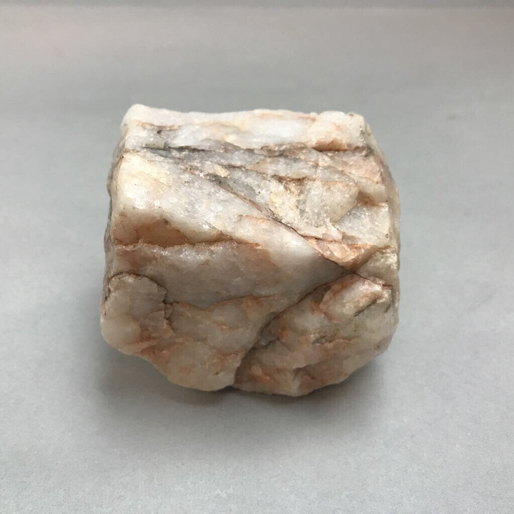 Quartz Stone (~2x3x2.5)