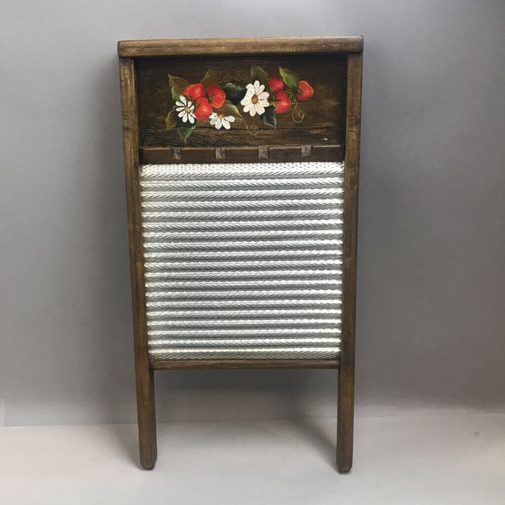 National Washboard Co., Washboard #901 w/ Painted Strawberry Scene (24x12.5x1)