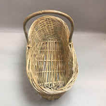 Load image into Gallery viewer, Vintage Oval Handled Gathering Basket (7x21x10)
