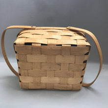 Load image into Gallery viewer, Vintage Picnic Basket with Handles (5x13x12)
