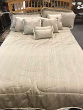 Load image into Gallery viewer, Veratex King 10 Piece Bedding Set
