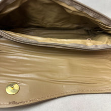 Load image into Gallery viewer, Vintage Safari Taupe Faux Leather Clutch Purse (7x11x2&quot;)

