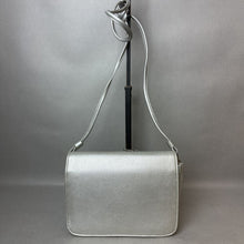Load image into Gallery viewer, Vintage Metallic Silver Faux Leather Crossbody Purse (6x9x3&quot;)
