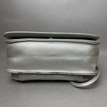 Load image into Gallery viewer, Vintage Metallic Silver Faux Leather Crossbody Purse (6x9x3&quot;)
