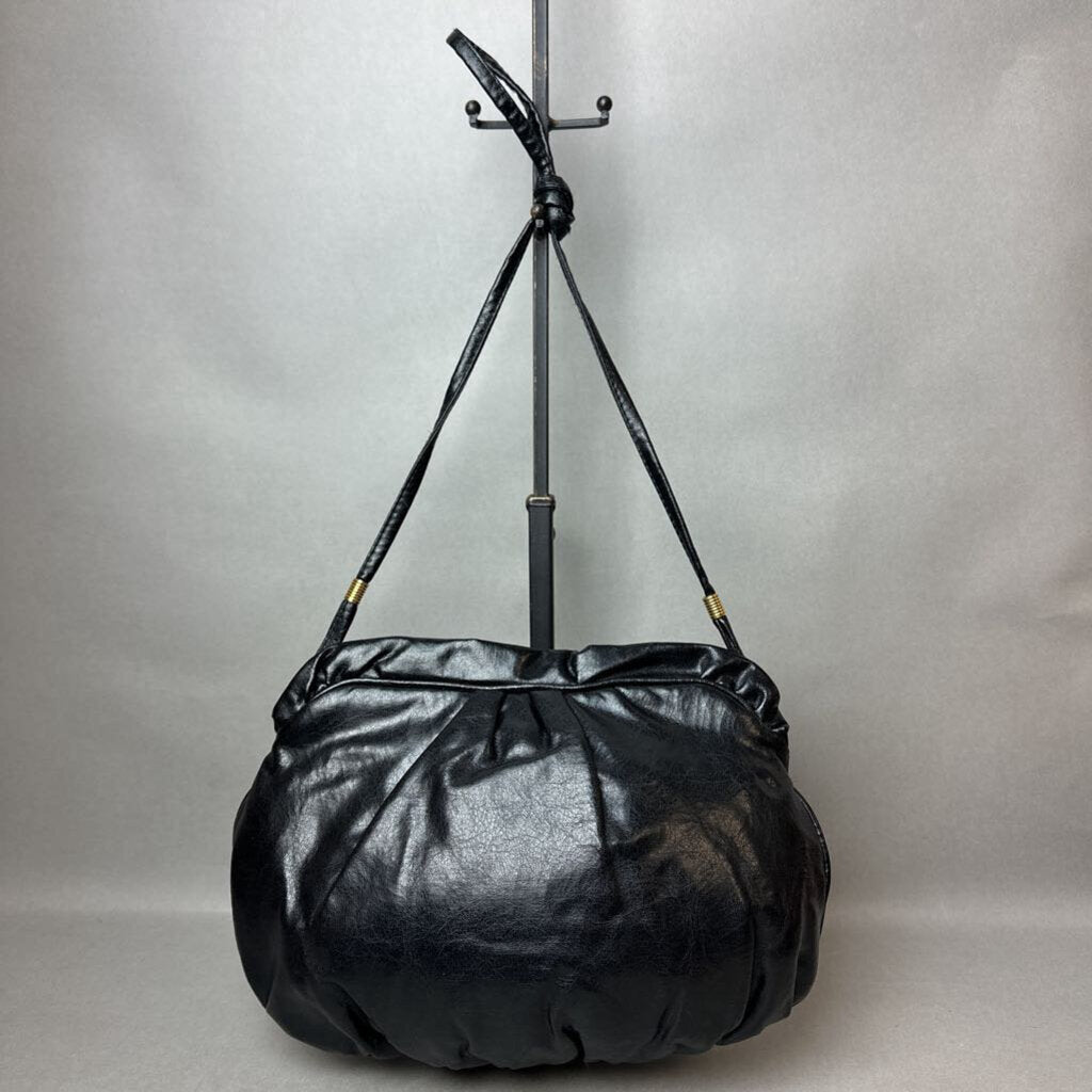 Vintage Black Faux Leather Crossbody Purse (9x12x2