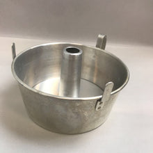 Load image into Gallery viewer, Vintage Mirro Aluminum Two Piece Round Angel Food Bundt Tube Cake Pan 10&quot; #5394M USA
