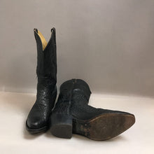 Load image into Gallery viewer, Wrangler Black Cowboy Boots Size 9.5
