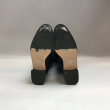 Load image into Gallery viewer, Mister Shoes Black Leather Boots Size 8W
