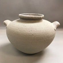 Load image into Gallery viewer, Haeger Textured Vase (10&quot;) AS IS
