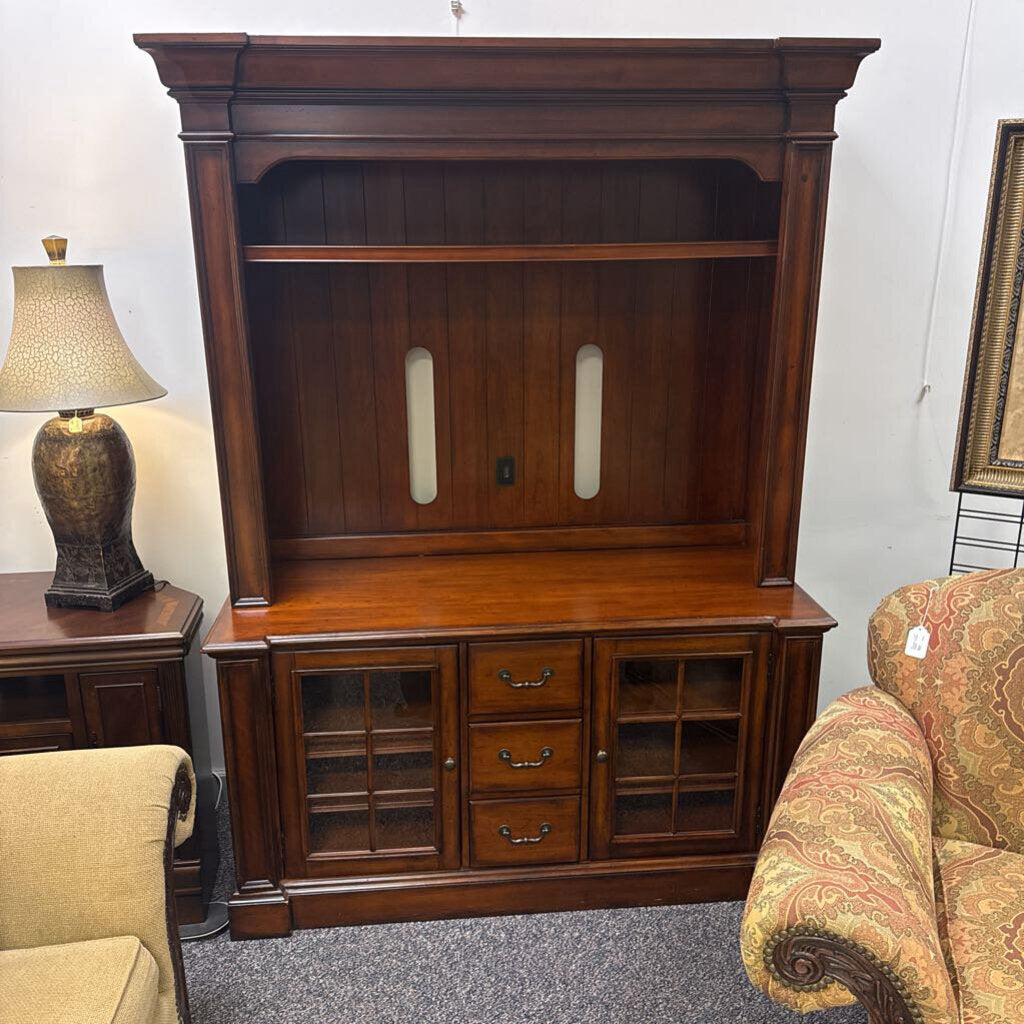 Hooker Entertainment Buffet / Hutch (85x60x24)