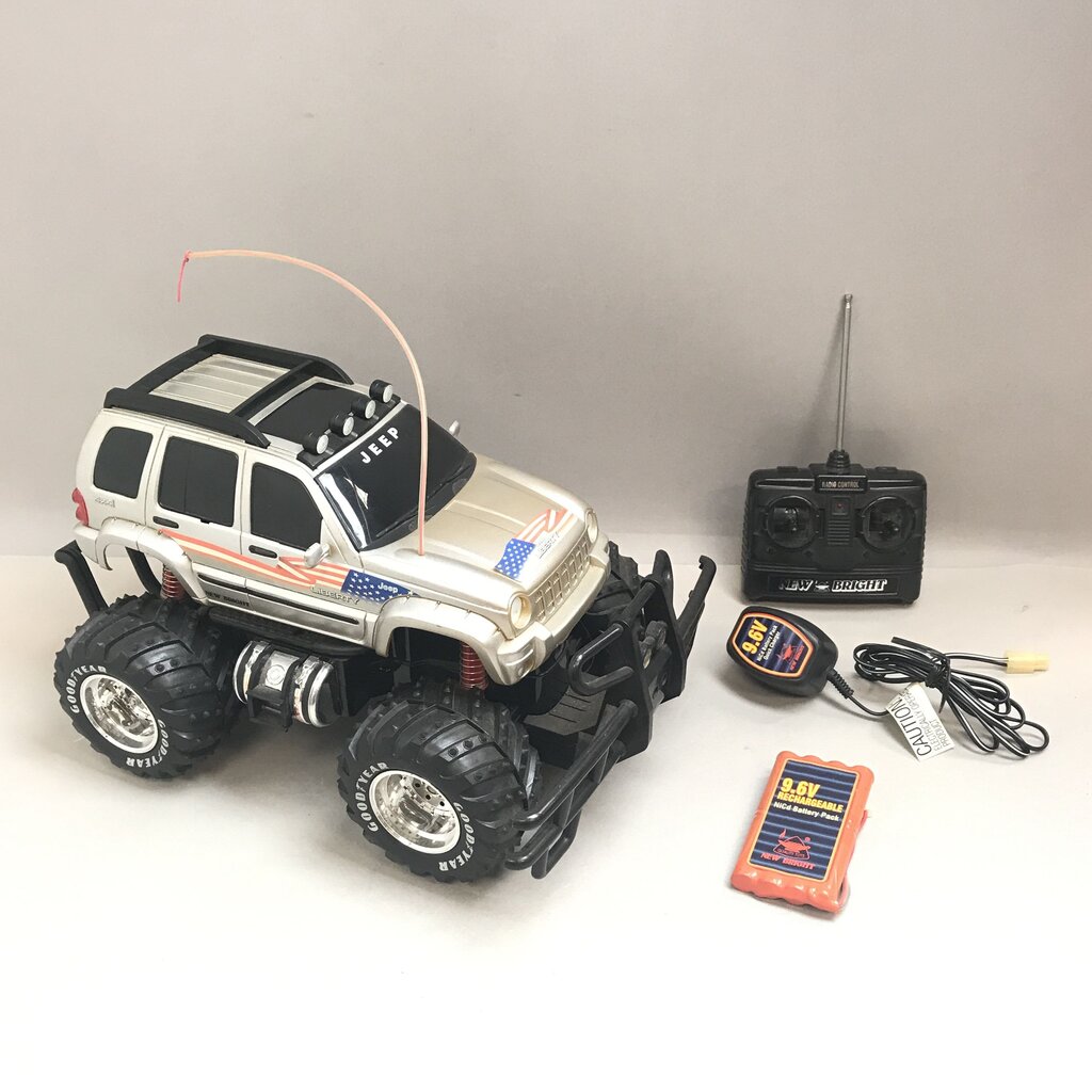 New Bright Jeep Liberty R/C Vehicle (9x15x9) (As-Is)