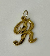 Load image into Gallery viewer, 14K Gold Initial 0.75&quot; Charm (0.7g)
