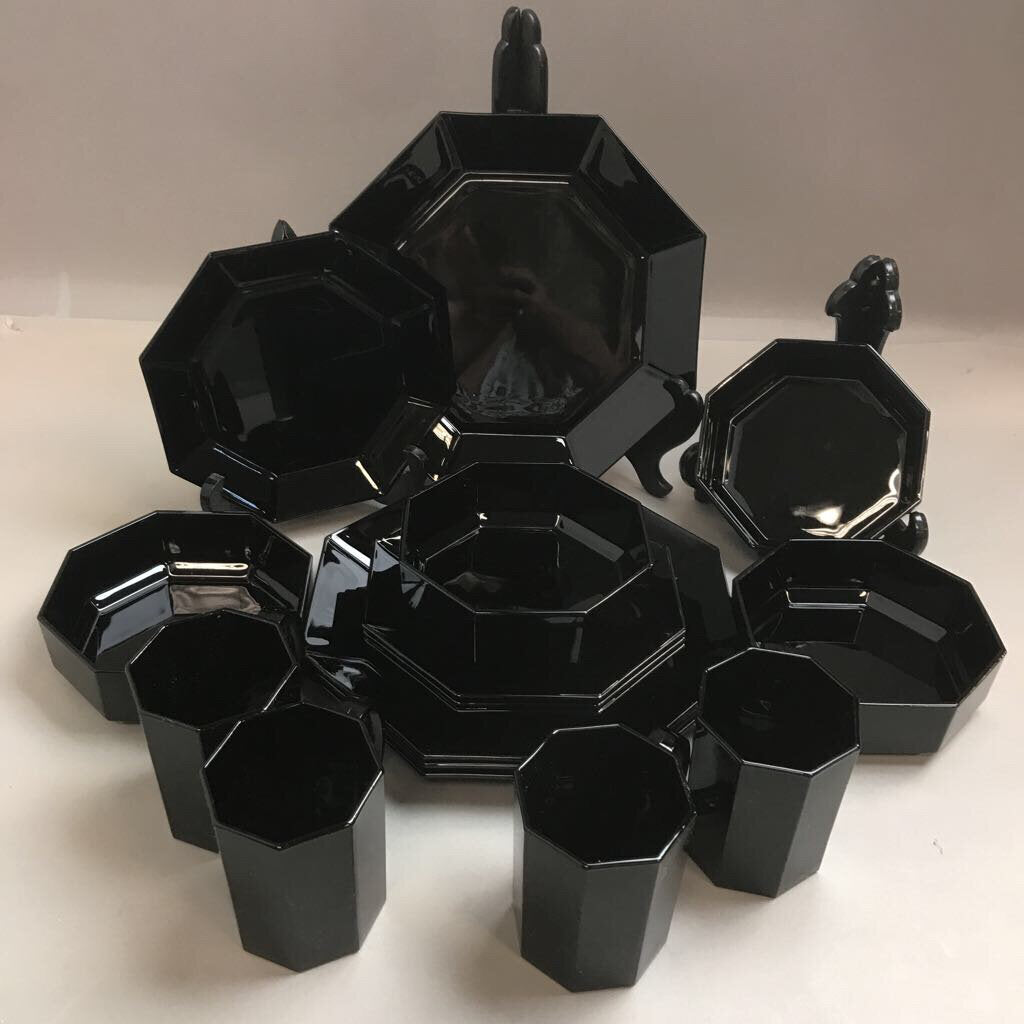 Arcoroc France Octime Black Glass 16 Piece Dish Set Mugs Plates Bowls