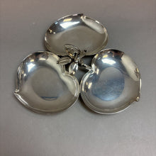 Load image into Gallery viewer, Silverplate Royal Hickman 3 Part Dish With Handle (3x9)
