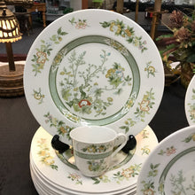 Load image into Gallery viewer, Royal Doulton &#39;Tonkin&#39; China Set (55pc)
