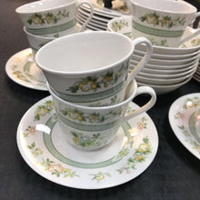 Load image into Gallery viewer, Royal Doulton &#39;Tonkin&#39; China Set (55pc)
